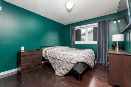 5411 28 Street, Lloydminster, AB - Indoor Photo Showing Bedroom