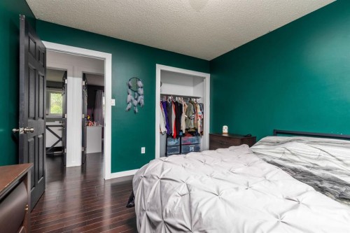 5411 28 Street, Lloydminster, AB - Indoor Photo Showing Bedroom