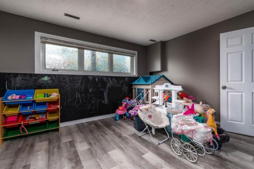 5411 28 Street, Lloydminster, AB - Indoor
