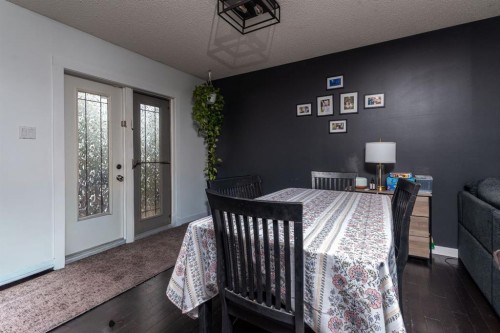 5411 28 Street, Lloydminster, AB - Indoor Photo Showing Bedroom