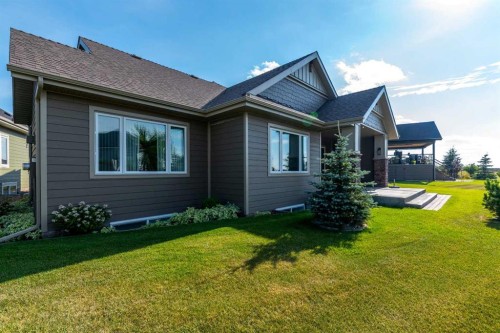 6113 20 Street Close, Lloydminster, AB - Outdoor