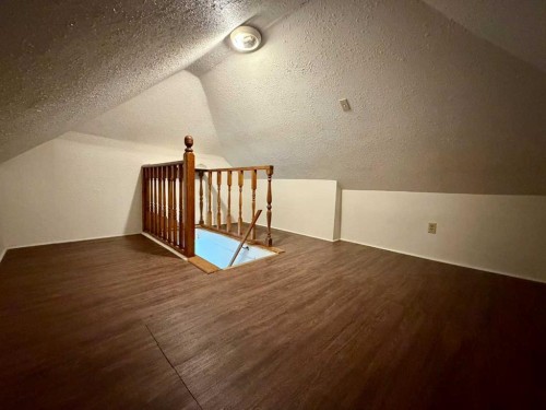1236 1 Avenue, Wainwright, AB - Indoor Photo Showing Other Room