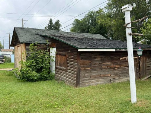 1236 1 Avenue, Wainwright, AB - Outdoor