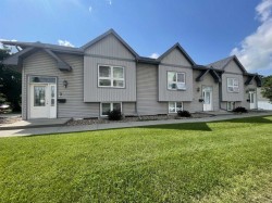 5202 49 Street Lloydminster, AB T9V 0K6