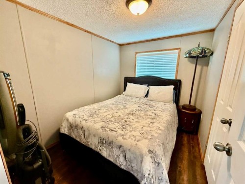 3908 51 Avenue, Provost, AB - Indoor Photo Showing Bedroom