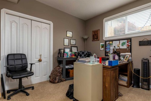 7213 40 Street, Lloydminster, AB - Indoor Photo Showing Other Room