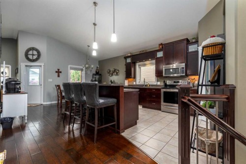 7213 40 Street, Lloydminster, AB - Indoor