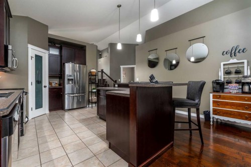 7213 40 Street, Lloydminster, AB - Indoor Photo Showing Kitchen With Stainless Steel Kitchen