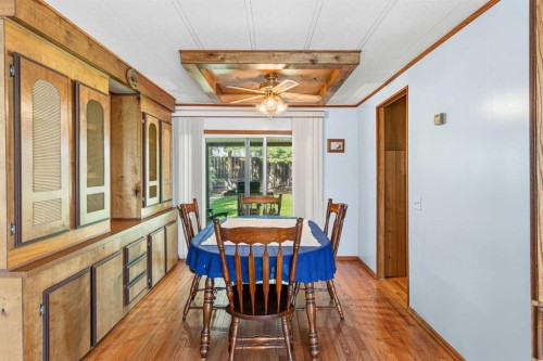 5024 49 Avenue, Kitscoty, AB - Indoor Photo Showing Dining Room