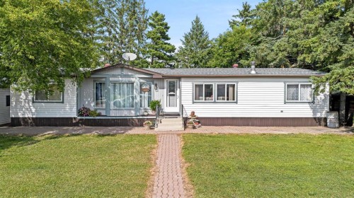 5024 49 Avenue, Kitscoty, AB - Outdoor