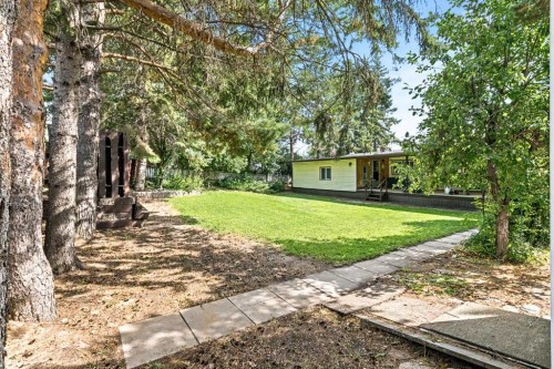 5024 49 Avenue, Kitscoty, AB - Outdoor