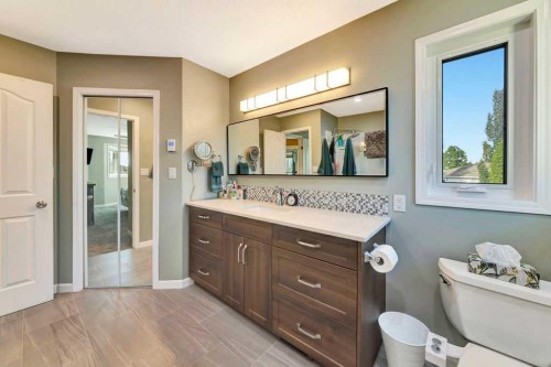 4005 60Th Avenue, Lloydminster, AB - Indoor Photo Showing Bathroom