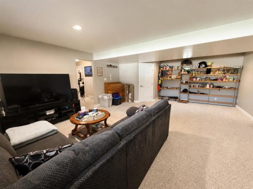 5509 45 Street, Provost, AB - Indoor