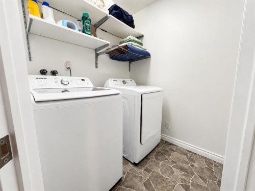 5509 45 Street, Provost, AB - Indoor Photo Showing Laundry Room