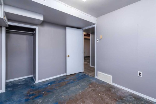 5101 55 Street, Lloydminster, AB - Indoor Photo Showing Other Room