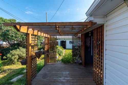 5101 55 Street, Lloydminster, AB - Outdoor With Exterior