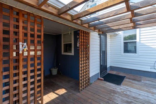 5101 55 Street, Lloydminster, AB - Indoor Photo Showing Other Room