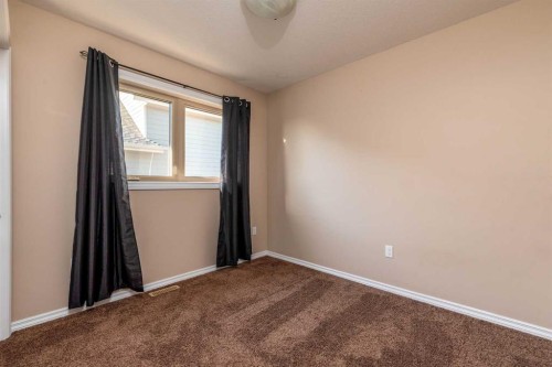 59-2715 73 Avenue, Lloydminster, AB - Indoor Photo Showing Other Room