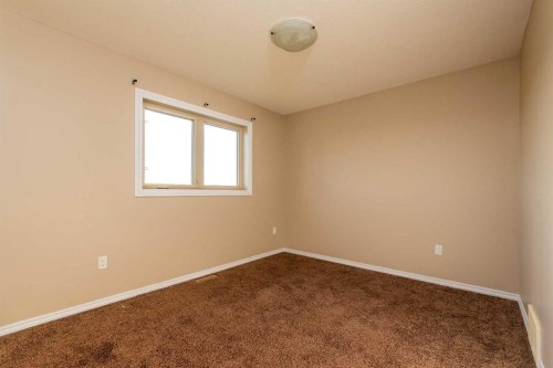 59-2715 73 Avenue, Lloydminster, AB - Indoor Photo Showing Other Room