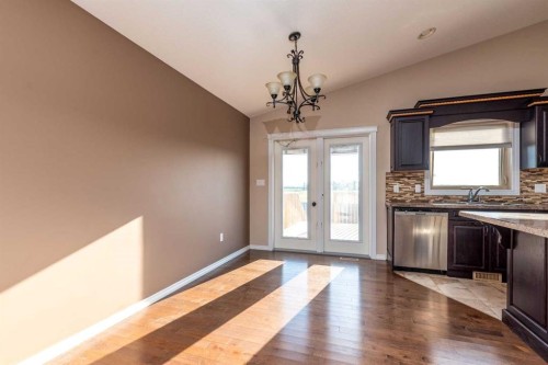 59-2715 73 Avenue, Lloydminster, AB - Indoor Photo Showing Kitchen