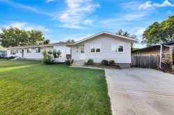 3208 54 Avenue Lloydminster, AB T9V 1H2