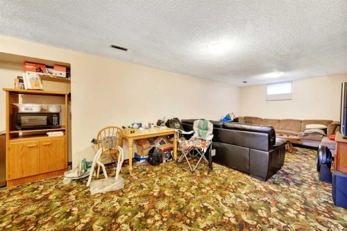 3208 54 Avenue, Lloydminster, AB - Indoor