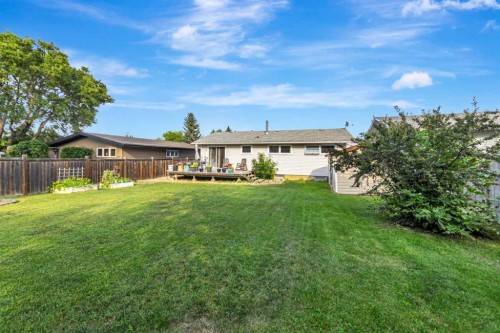 3208 54 Avenue, Lloydminster, AB - Outdoor