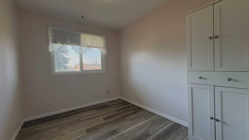 1046 17 Avenue, Wainwright, AB 