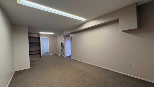 1046 17 Avenue, Wainwright, AB 