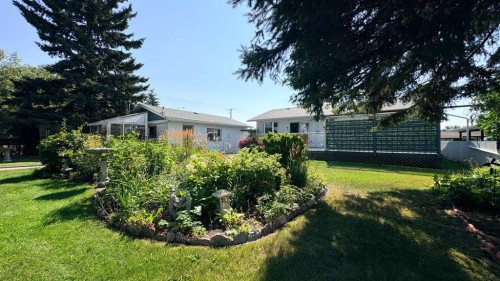 1046 17 Avenue, Wainwright, AB 