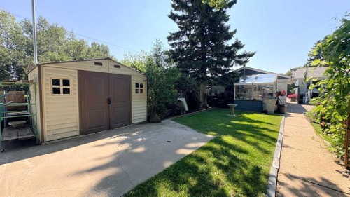 1046 17 Avenue, Wainwright, AB 