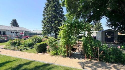 1046 17 Avenue, Wainwright, AB 