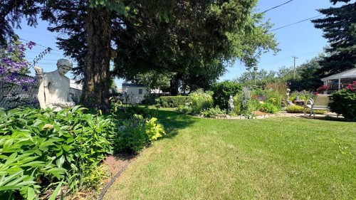 1046 17 Avenue, Wainwright, AB 