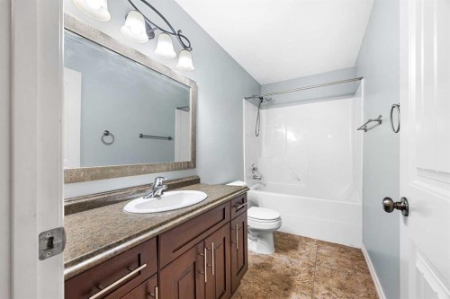 4014 74 Avenue, Lloydminster, AB 