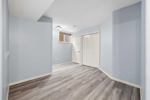 4014 74 Avenue, Lloydminster, AB 