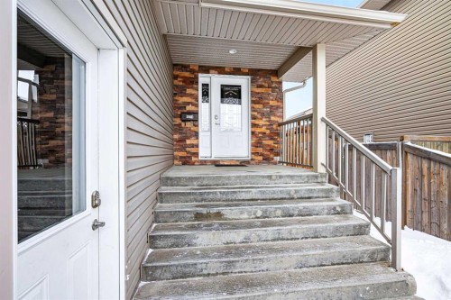 4014 74 Avenue, Lloydminster, AB 