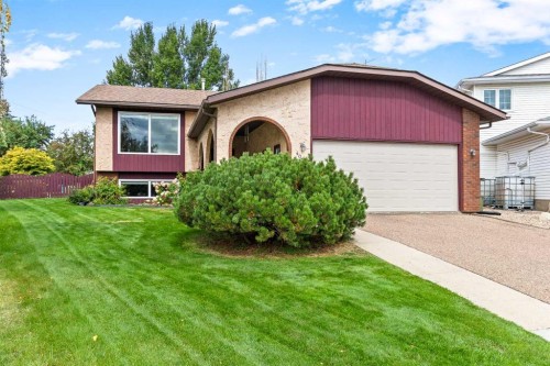 4018 58 Avenue Close  Lloydminster, AB T9V 2P6