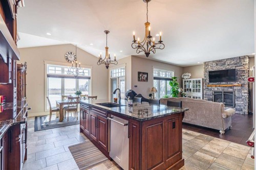 6205 17 Street Close, Lloydminster, AB 
