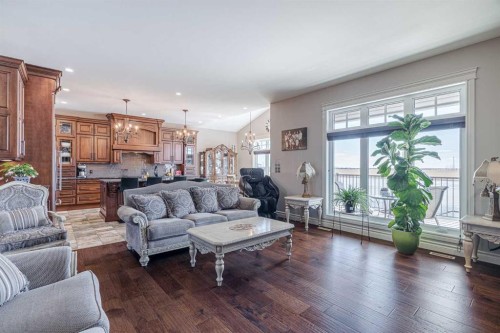 6205 17 Street Close, Lloydminster, AB 