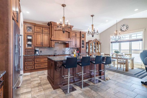 6205 17 Street Close, Lloydminster, AB 