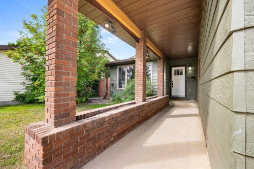 5410 28 Street, Lloydminster, AB 