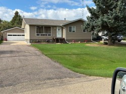 5120 54 Street Mannville, AB T0B 2W0