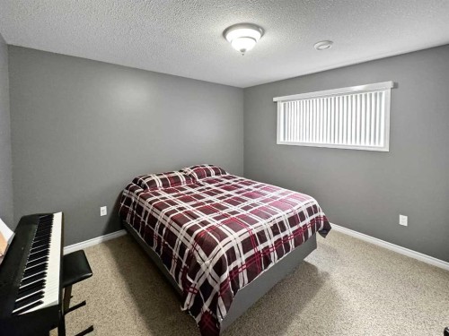 3102 65 Avenue, Lloydminster, AB 