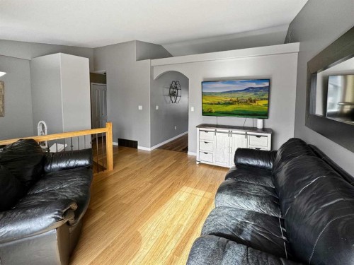 3102 65 Avenue, Lloydminster, AB 
