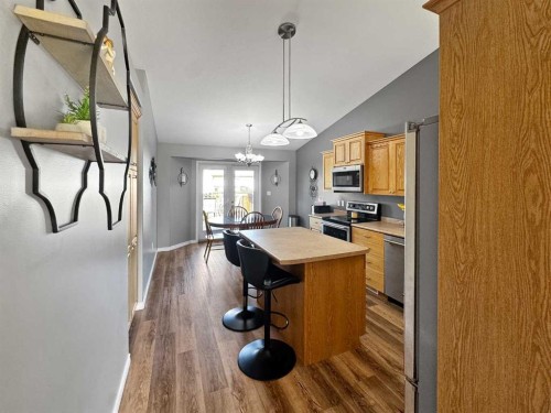 3102 65 Avenue, Lloydminster, AB 