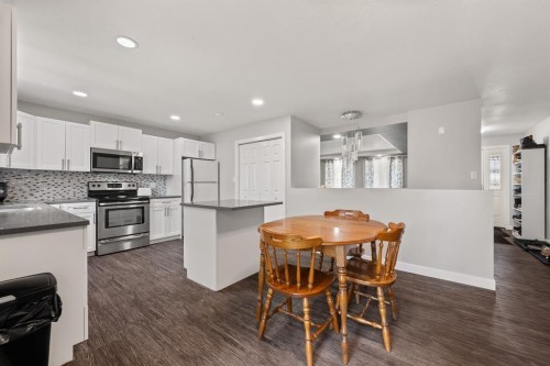 3910 57 Avenue, Lloydminster, AB 