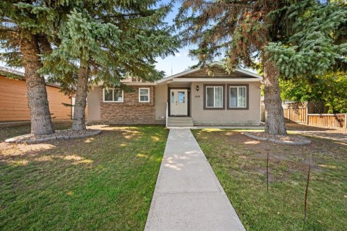 3910 57 Avenue, Lloydminster, AB 