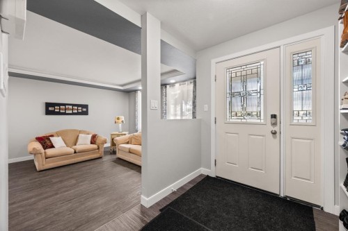 3910 57 Avenue, Lloydminster, AB 