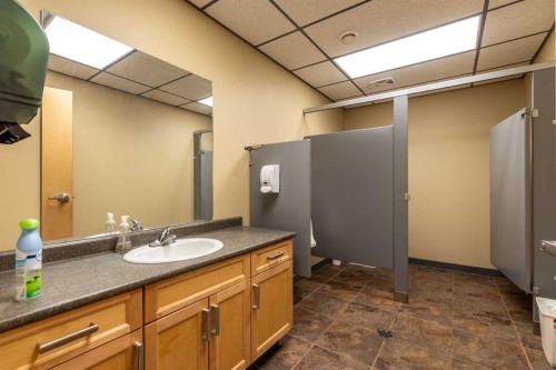 4706 62 Avenue, Lloydminster, AB 