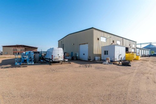 4706 62 Avenue, Lloydminster, AB 
